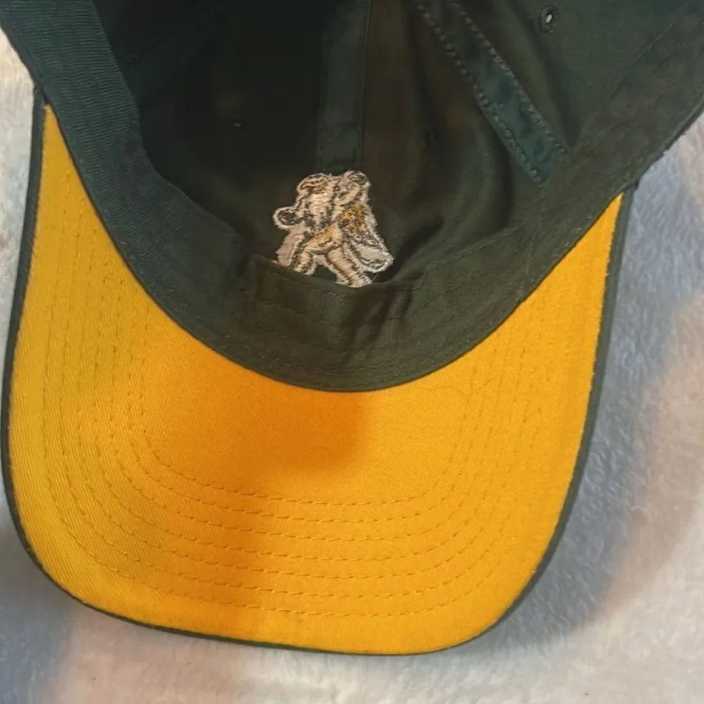 Eagle Hat  - Picture 7 of 7